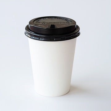 Bicchiere di carta per cappuccino, color bianco con tappo nero